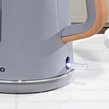 Load image into Gallery viewer, Daewoo Stockholm 1.7L Wood Effect Handle On/Off Switch Light Cordless Design