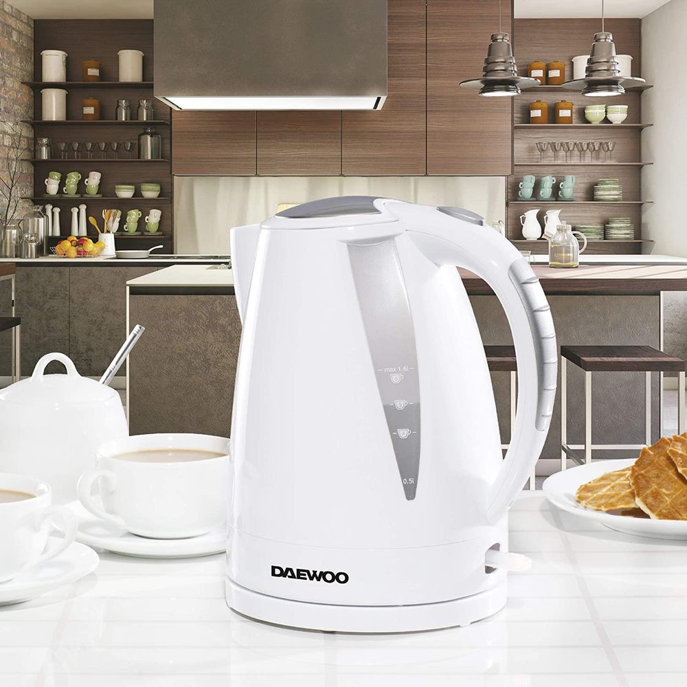 Daewoo Balmoral 1.6L Plastic Kettle (220-240V/50-60Hz/2520-3000W) with Removable & Washable Limescale Filter and 360 Rotation Base, Locking Lid with Auto & Manual Switch Off and LED Indicator - White